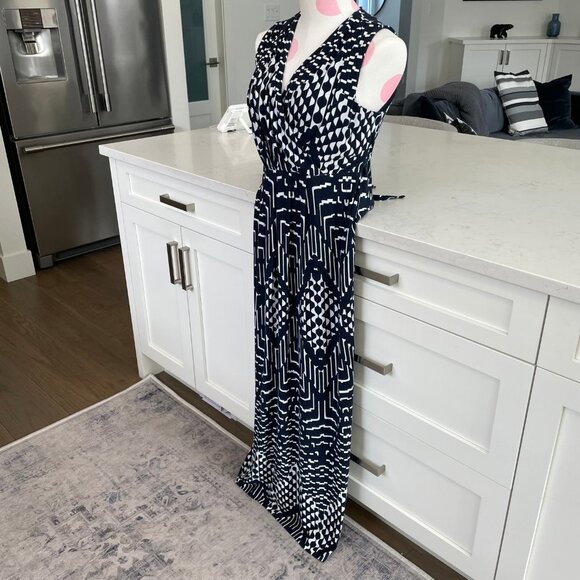 Mario Serrani Italy Slvless V Nk Faux Wrap Geo Print Maxi Dress Navy Sz M - Picture 2 of 10